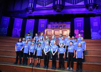 Sedgefield Hardwick Returns to O2 City Hall for Celebration...
